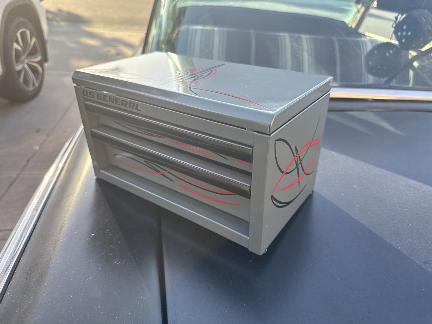 Gray toolbox, view 3