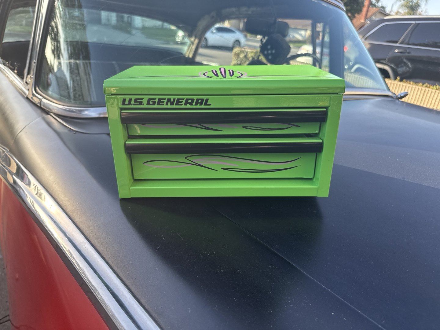 Green custom toolbox